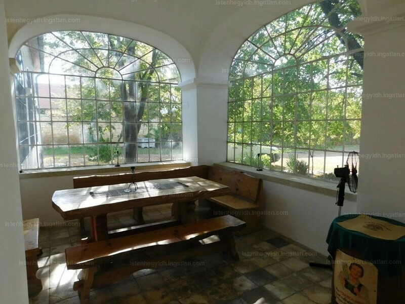 Winelovers' paradise 2