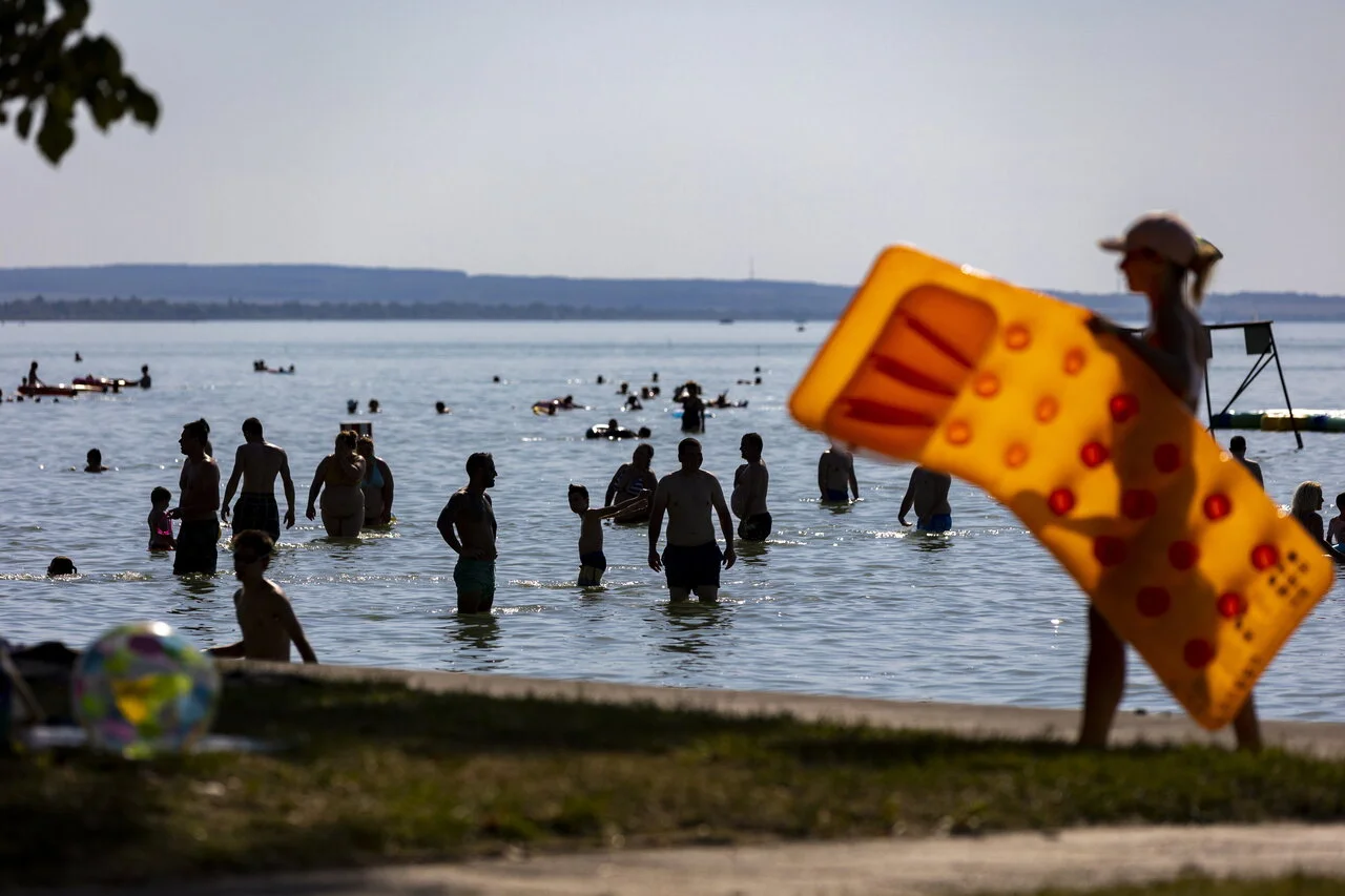 Heatwave Balaton water