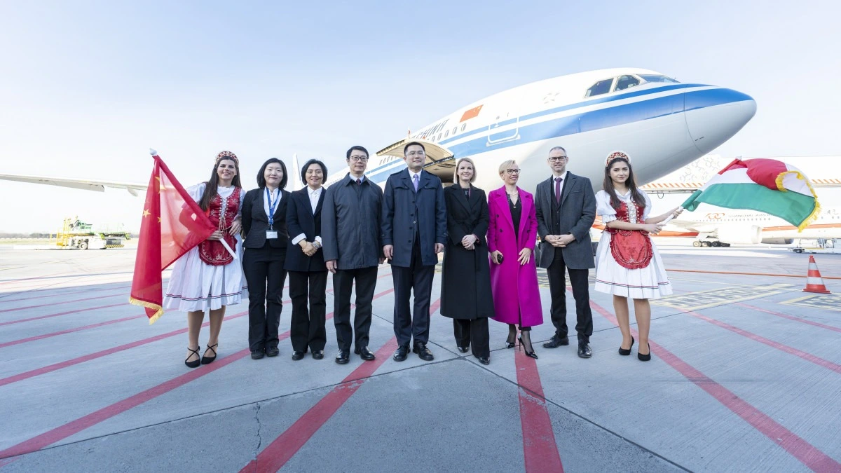 First Chinese tourist group arrived in Hungary