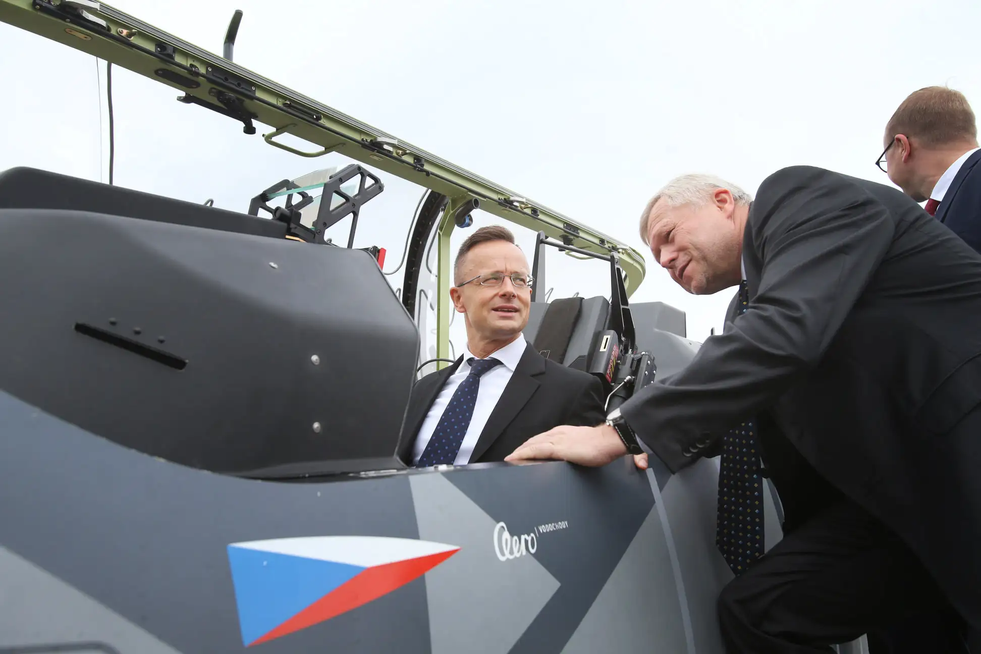 Hungarians weapons factory Asia