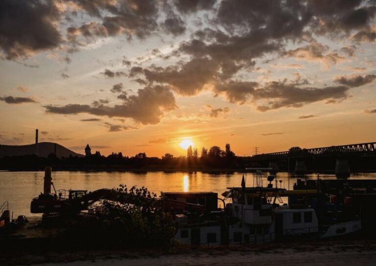 Népsziget Budapest islands Danube