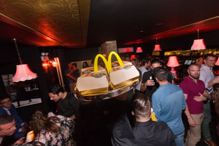 Hungarian real wages brutally fell, Big Mac index plummeting