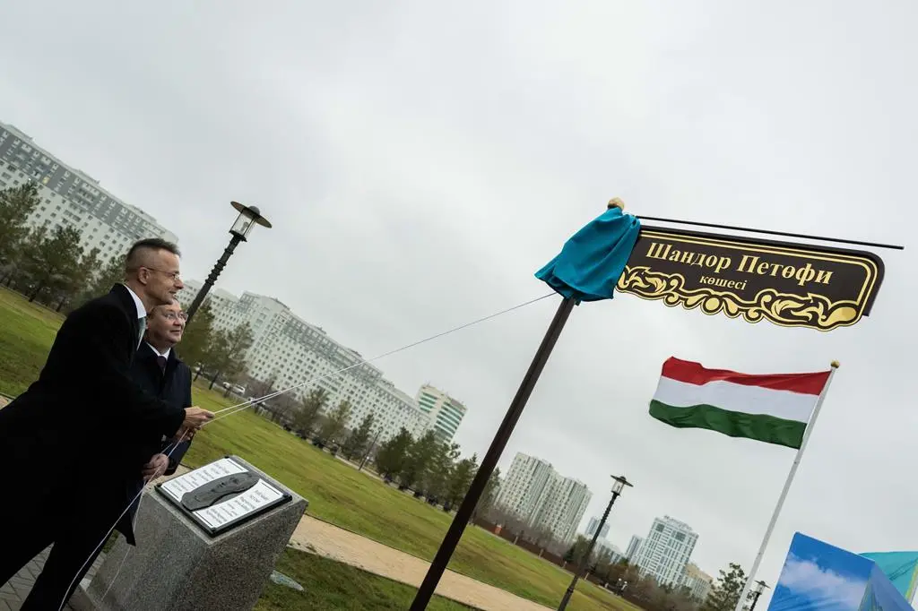 Sándor Petőfi Street in Astana