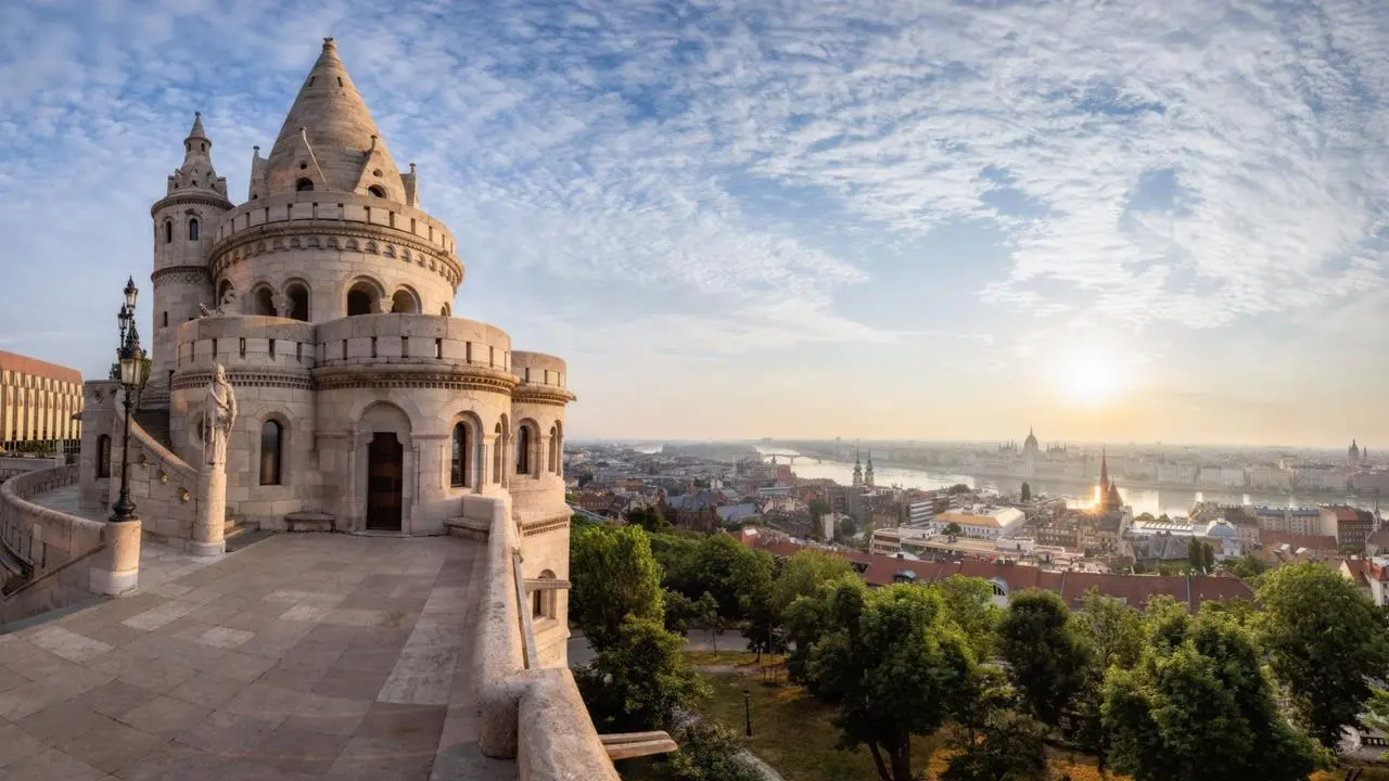 budapest travel airbnb tourism