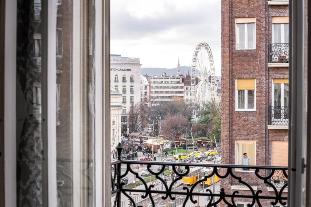 BREAKING – Airbnb crackdown: Budapest’s party quarter bans short-term rentals