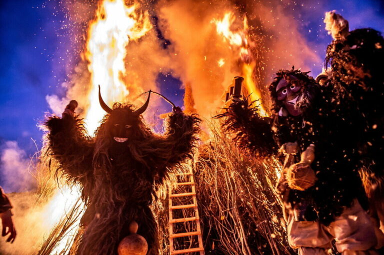 Mohács busójárás Hungary facts