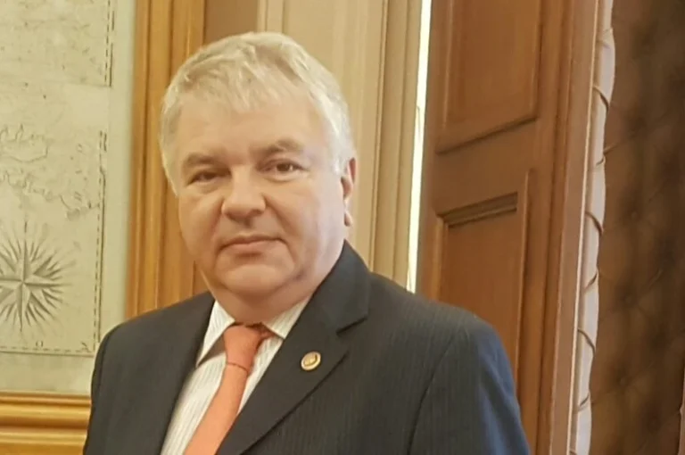 Aleksey Meshkov Russian ambassador to france nato aircraft