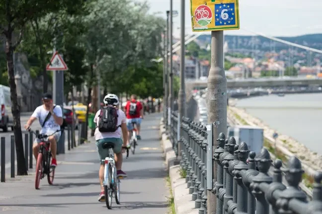 Missing section of Danube cycle path in Budapest can be built soon