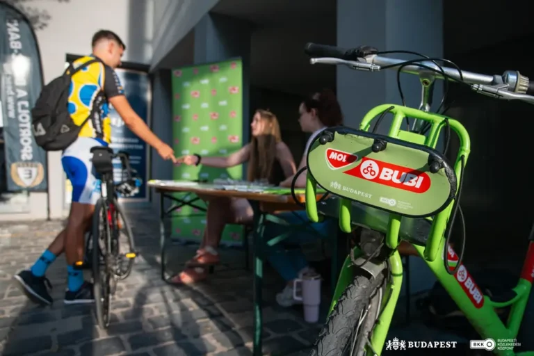 MOL Bubi public bikes Budapest