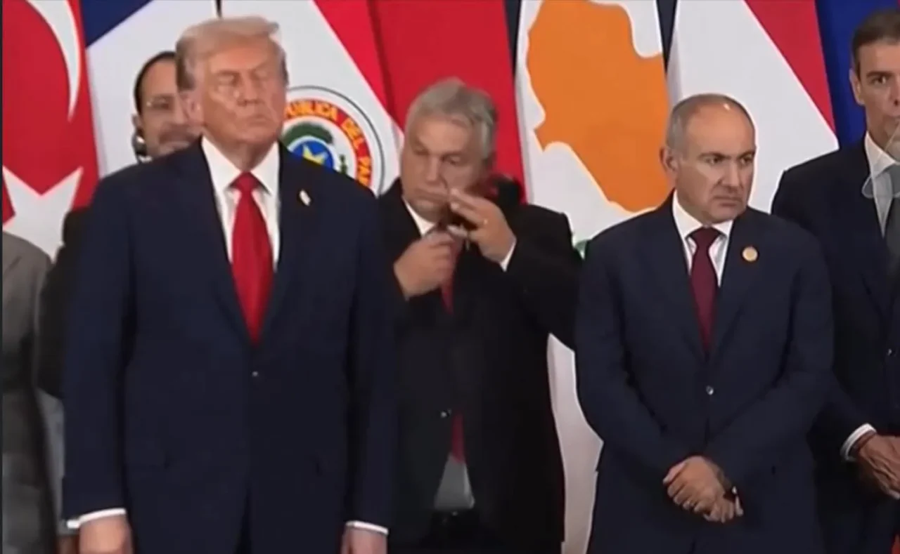PM Orbán’s struggle with the interpreting device caught on live video