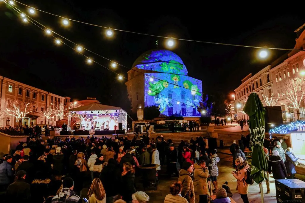 Fairytale Advent market and festive programmes begin today in Pécs, Hungary!
