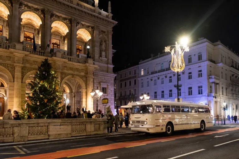 Discover the stunning beauty of Budapest aboard Ikarus buses