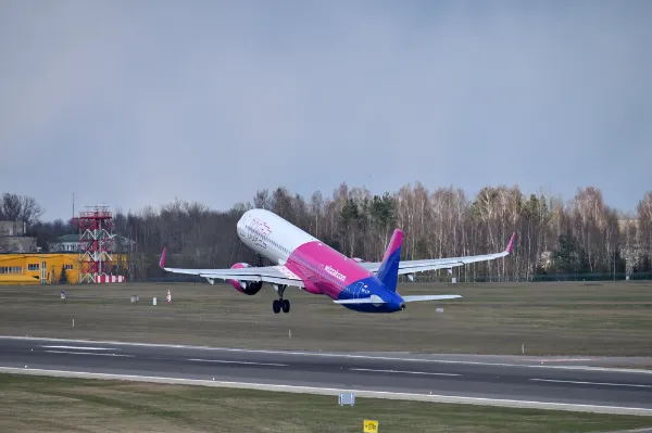 Wizz Air announcement surge from New York: new routes, base expansions, increased flight frequencies