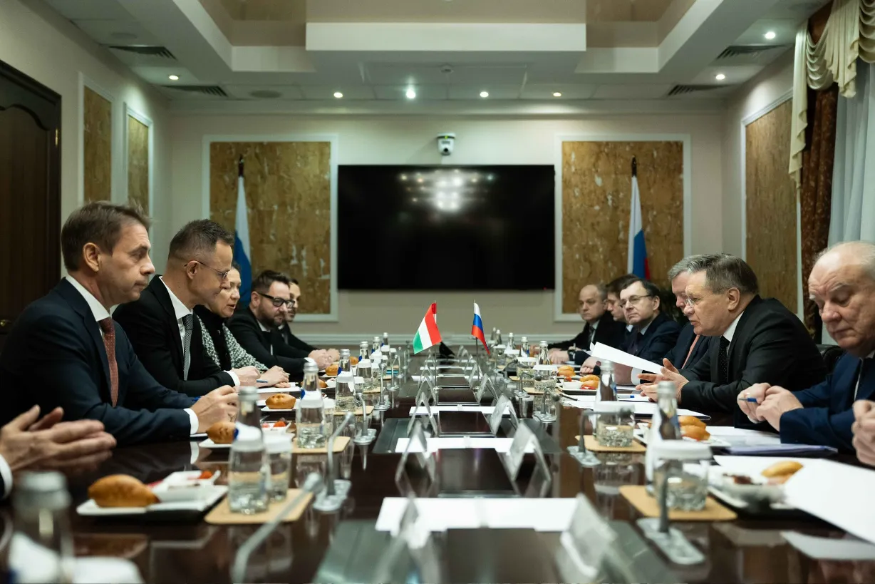 Hungarian FM Szijjártó in Moscow